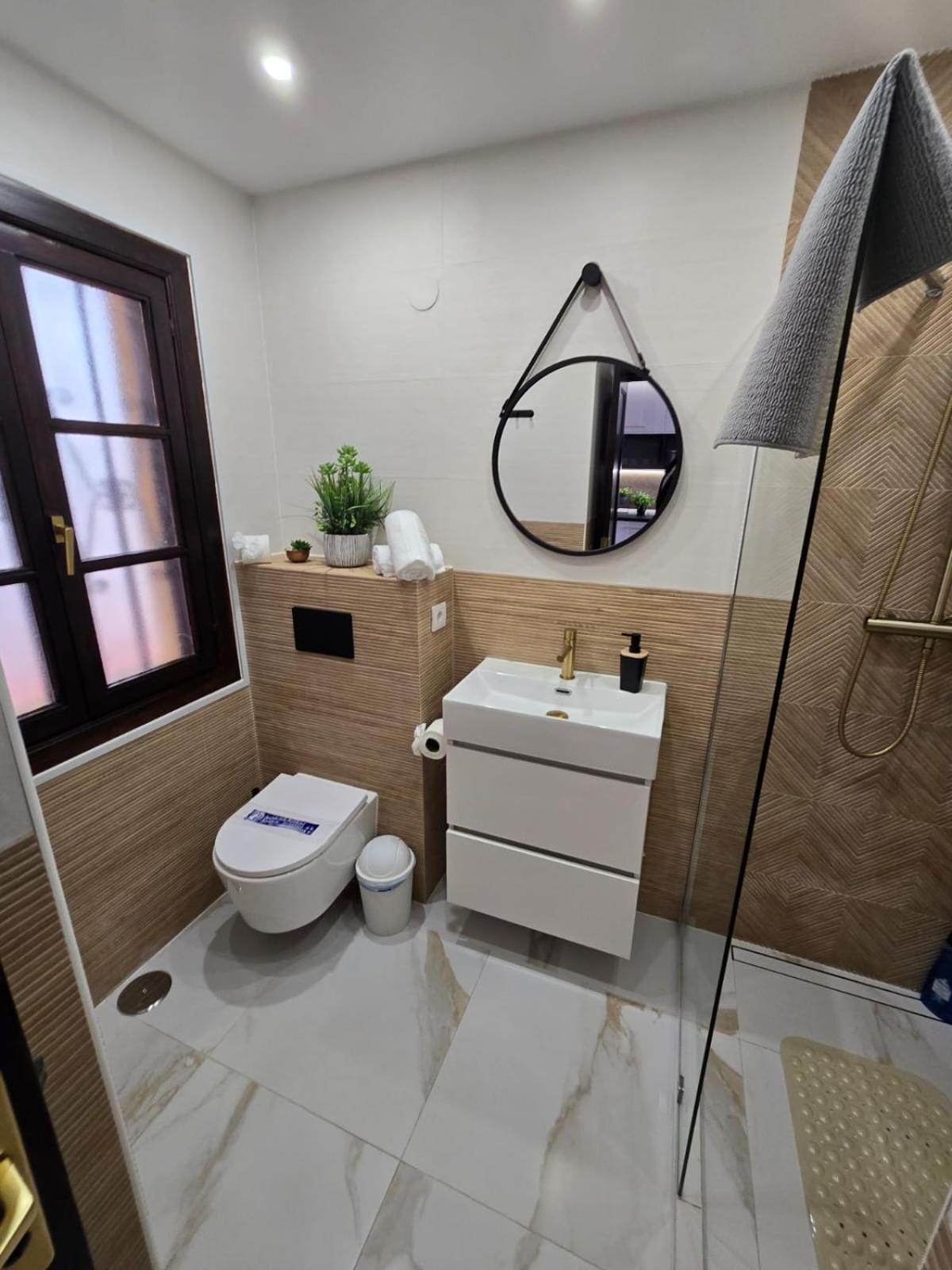 Apartment Eva-winsdor Park *